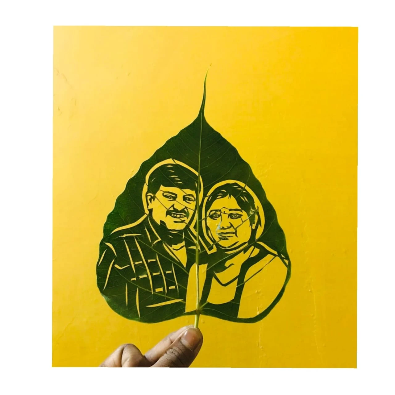 1651556428501 Leaf Art Portrait with Acrylic Frame