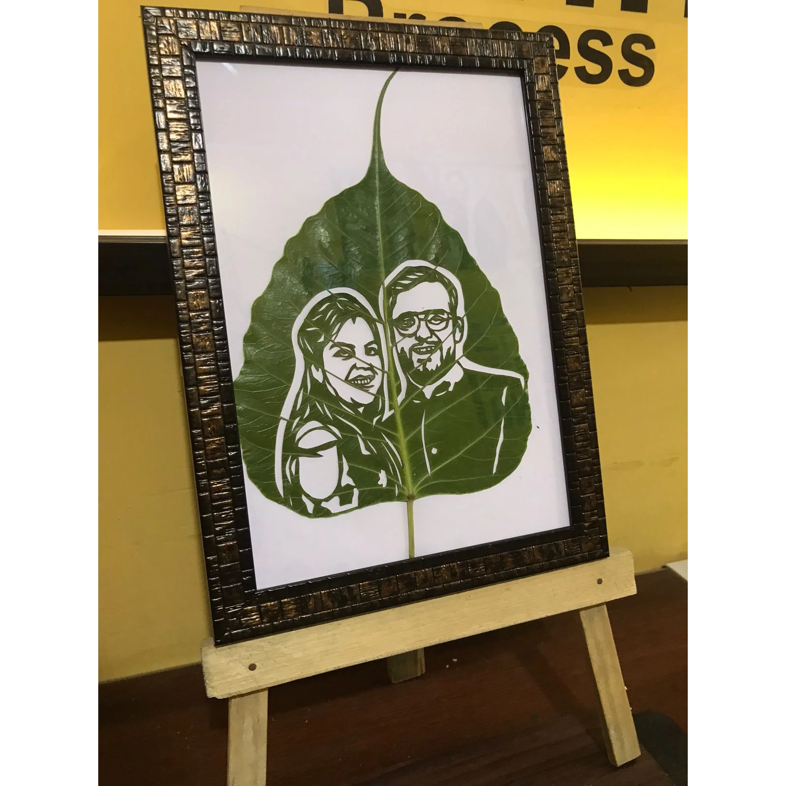 1651556458597 Leaf Art Portrait with Acrylic Frame